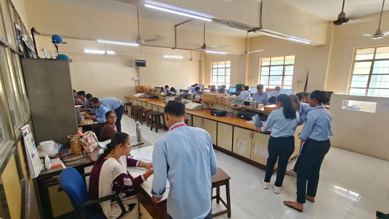 Communication Lab